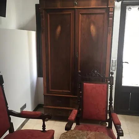 Stadthaus Mitten Im Kuenstlerviertel Von Mit Zwei Apartment