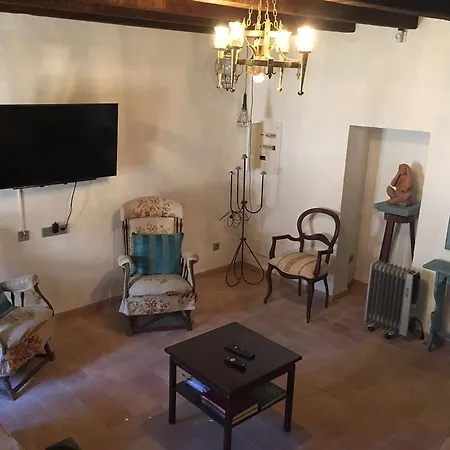 Stadthaus Mitten Im Kuenstlerviertel Von Mit Zwei Apartment *
