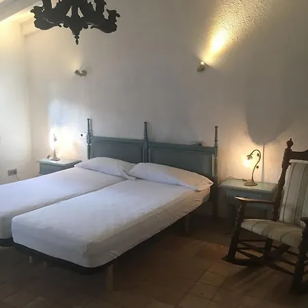 Apartment Stadthaus Mitten Im Kuenstlerviertel Von Mit Zwei *