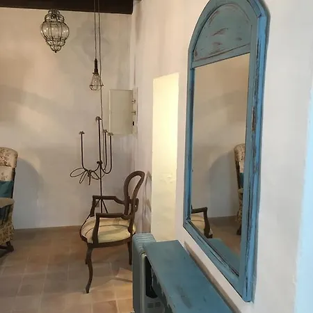 Apartment Stadthaus Mitten Im Kuenstlerviertel Von Mit Zwei *