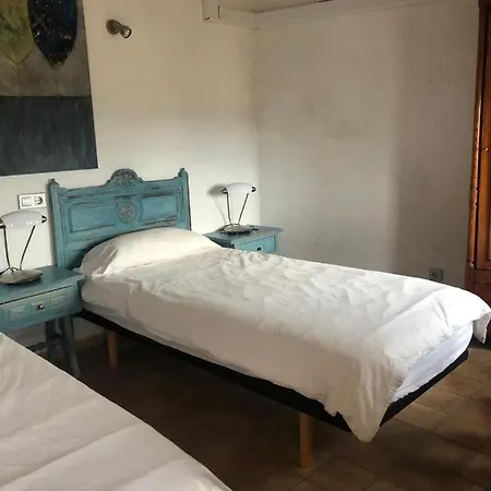 Apartment Stadthaus Mitten Im Kuenstlerviertel Von Mit Zwei